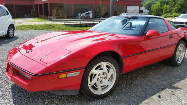 1990 Red Chevrolet Corvette Coupe