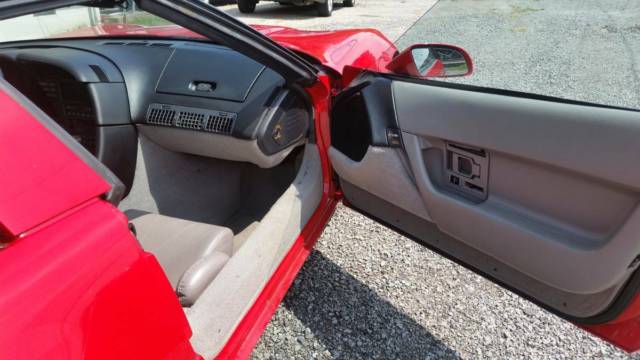 1990 Red Chevrolet Corvette Coupe