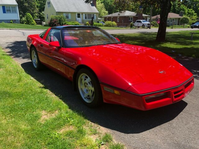 1990 Red Chevrolet Corvette