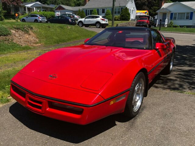 1990 Red Chevrolet Corvette