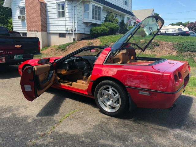1990 Red Chevrolet Corvette