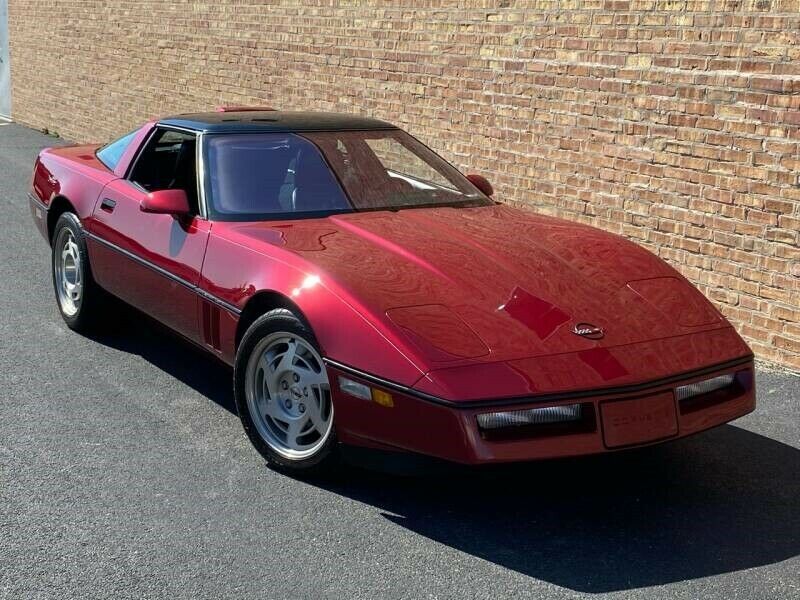 1990 Red Chevrolet Corvette Hatchback