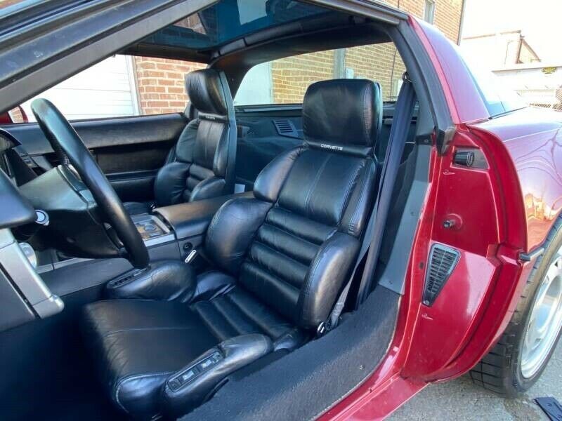 1990 Red Chevrolet Corvette Hatchback
