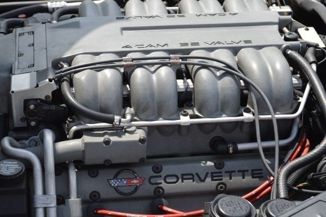 1990 Black Chevrolet Corvette --