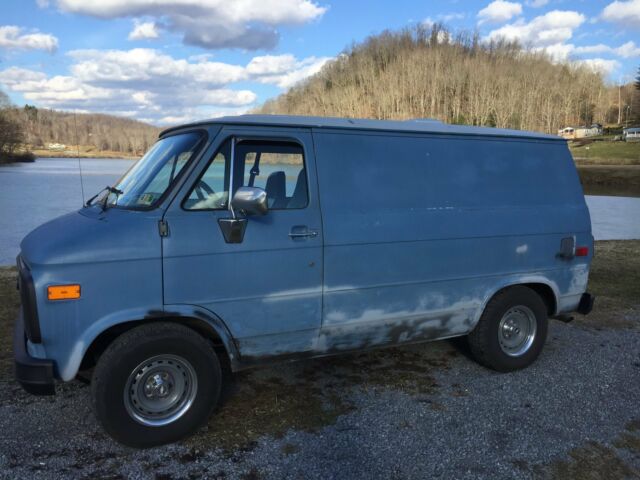 1990 Blue Chevrolet G20 Van Cargo Van