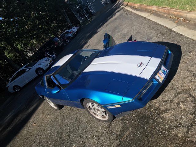1990 Blue Chevrolet Corvette Coupe