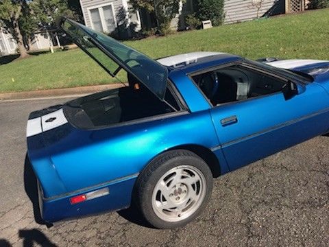 1990 Blue Chevrolet Corvette Coupe