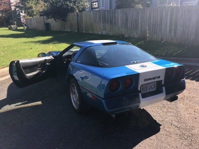 1990 Blue Chevrolet Corvette Coupe