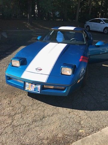 1990 Blue Chevrolet Corvette Coupe