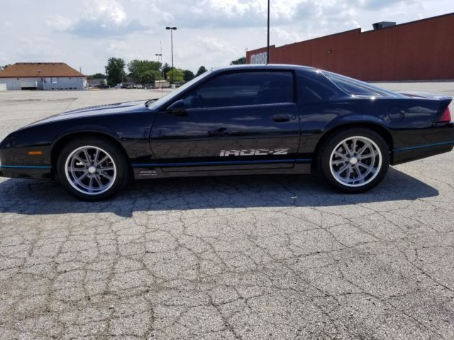 1990 Black Chevrolet Camaro Coupe