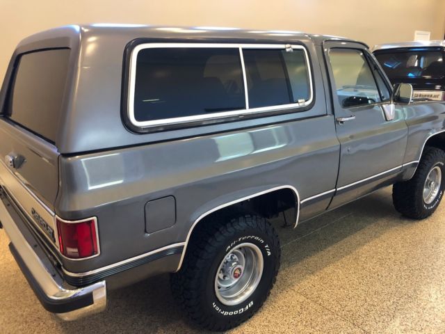 1990 Gray Chevrolet Blazer