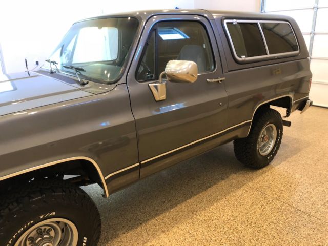 1990 Gray Chevrolet Blazer