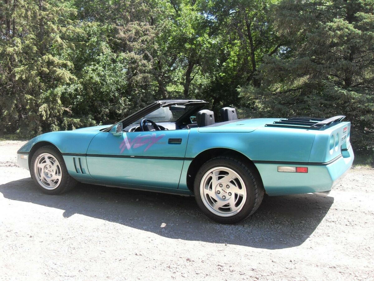 1990 Green Chevrolet Corvette Convertible