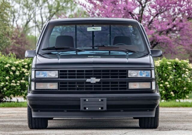 1990 Black Chevrolet Other Pickups Pick-Up