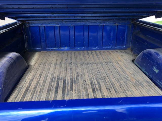 1990 Blue Chevrolet C/K Pickup 1500 Standard Cab Pickup