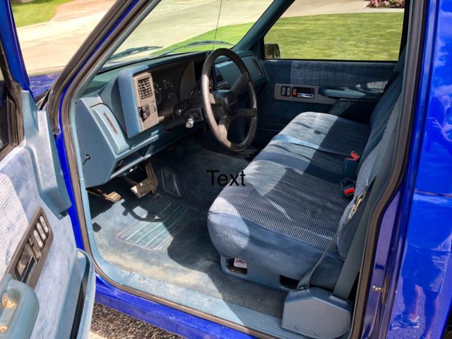 1990 Blue Chevrolet C/K Pickup 1500 Standard Cab Pickup