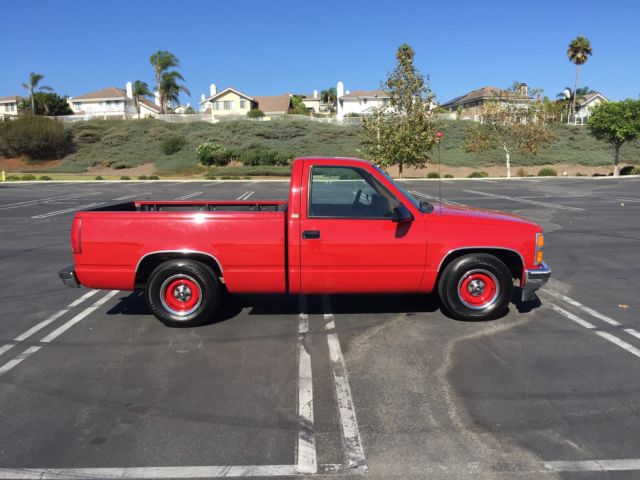 19900000 Red Chevrolet Silverado 1500 pickup