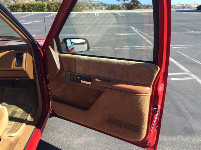 19900000 Red Chevrolet Silverado 1500 pickup