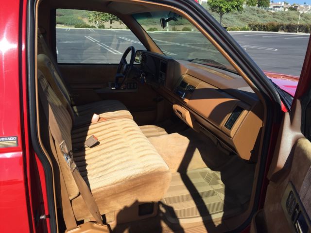 19900000 Red Chevrolet Silverado 1500 pickup