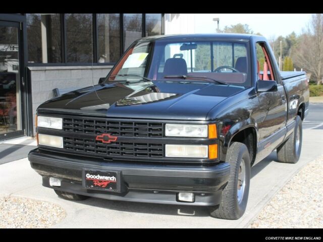 1990 Onyx Black Chevrolet C/K Pickup 1500 Truck
