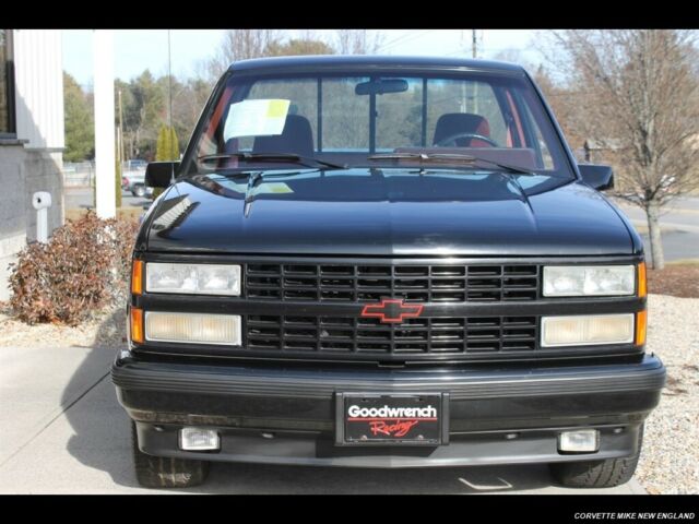 1990 Onyx Black Chevrolet C/K Pickup 1500 Truck