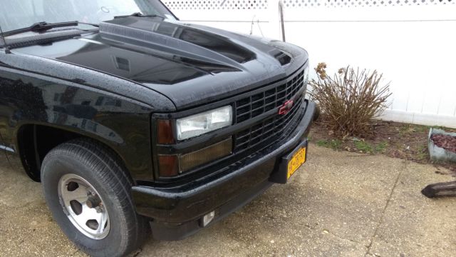 1990 Black Chevrolet C/K Pickup 1500