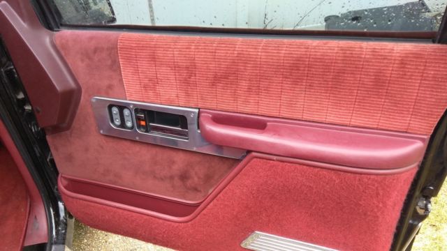 1990 Black Chevrolet C/K Pickup 1500