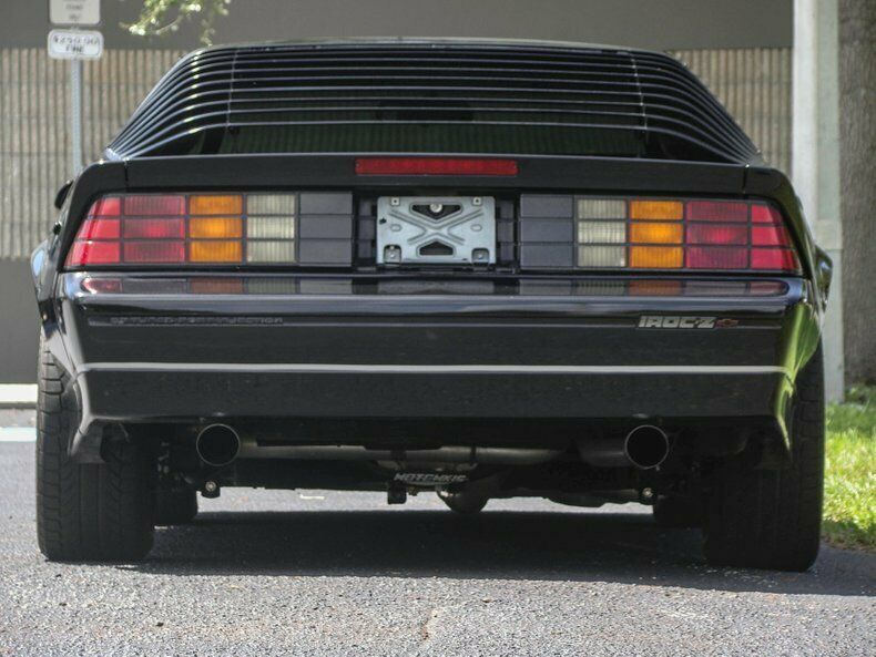 1990 Black Chevrolet Camaro Coupe