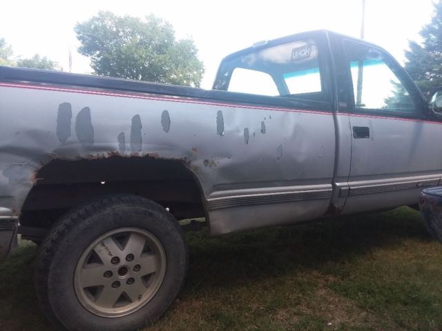 1990 Chevrolet C/K Pickup 1500 Standard Cab Pickup