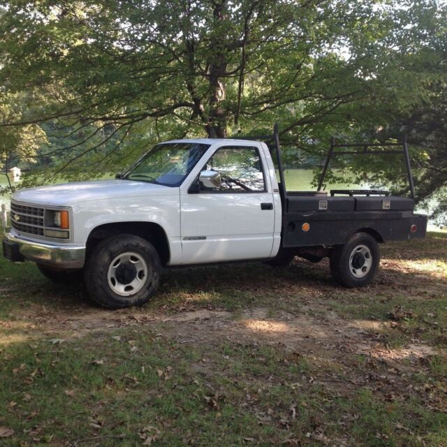 1990 White Chevrolet C/K Pickup 2500 Standard Cab Pickup