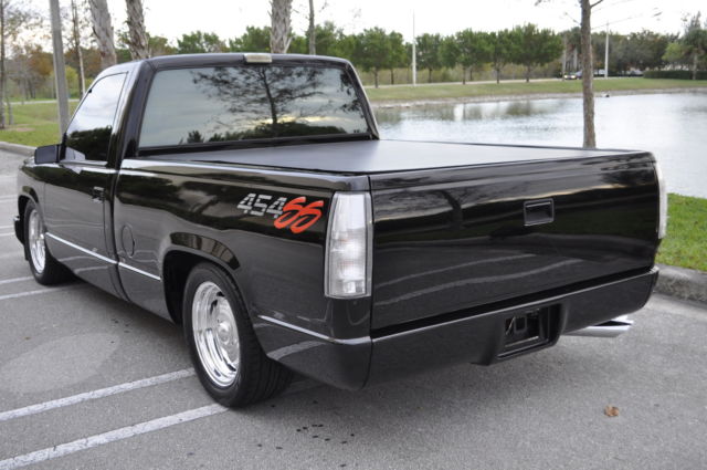 1990 Black Chevrolet C/K Pickup 1500 Standard Cab Pickup