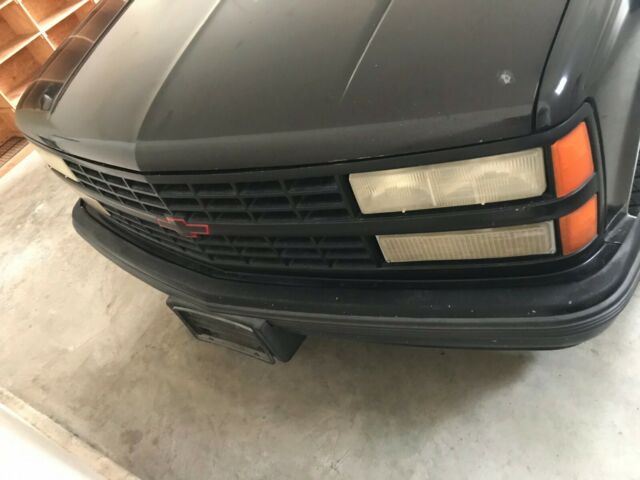 1990 Black Chevrolet C/K Pickup 1500 Pickup