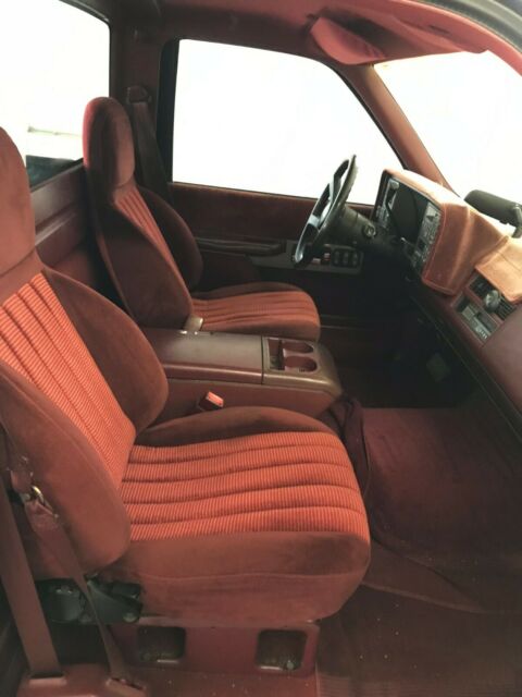 1990 Black Chevrolet C/K Pickup 1500 Truck