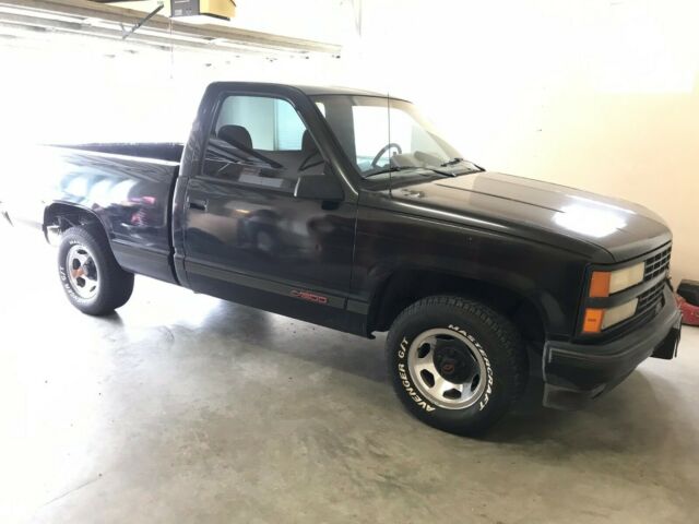 1990 Black Chevrolet C/K Pickup 1500 Truck