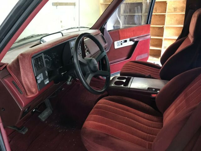 1990 Black Chevrolet C/K Pickup 1500 Truck