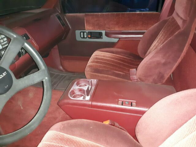 1990 Black Chevrolet C/K Pickup 1500 Pickup