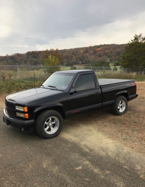 1990 Black Chevrolet C/K Pickup 1500