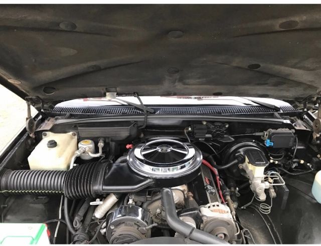 1990 Black Chevrolet C/K Pickup 1500