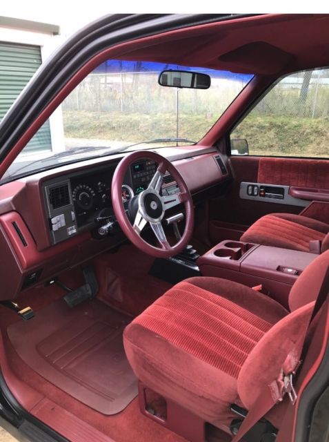 1990 Black Chevrolet C/K Pickup 1500