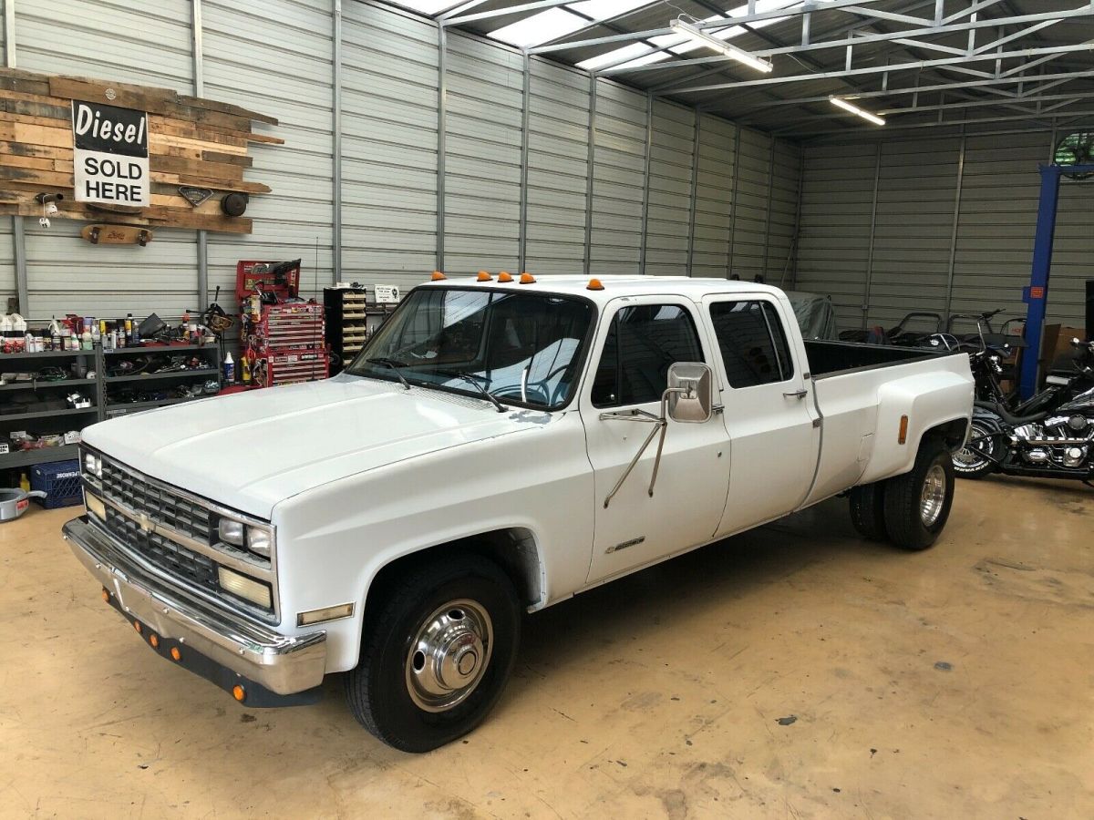 1990 White Chevrolet C/K Pickup 3500 Crew Cab Pickup