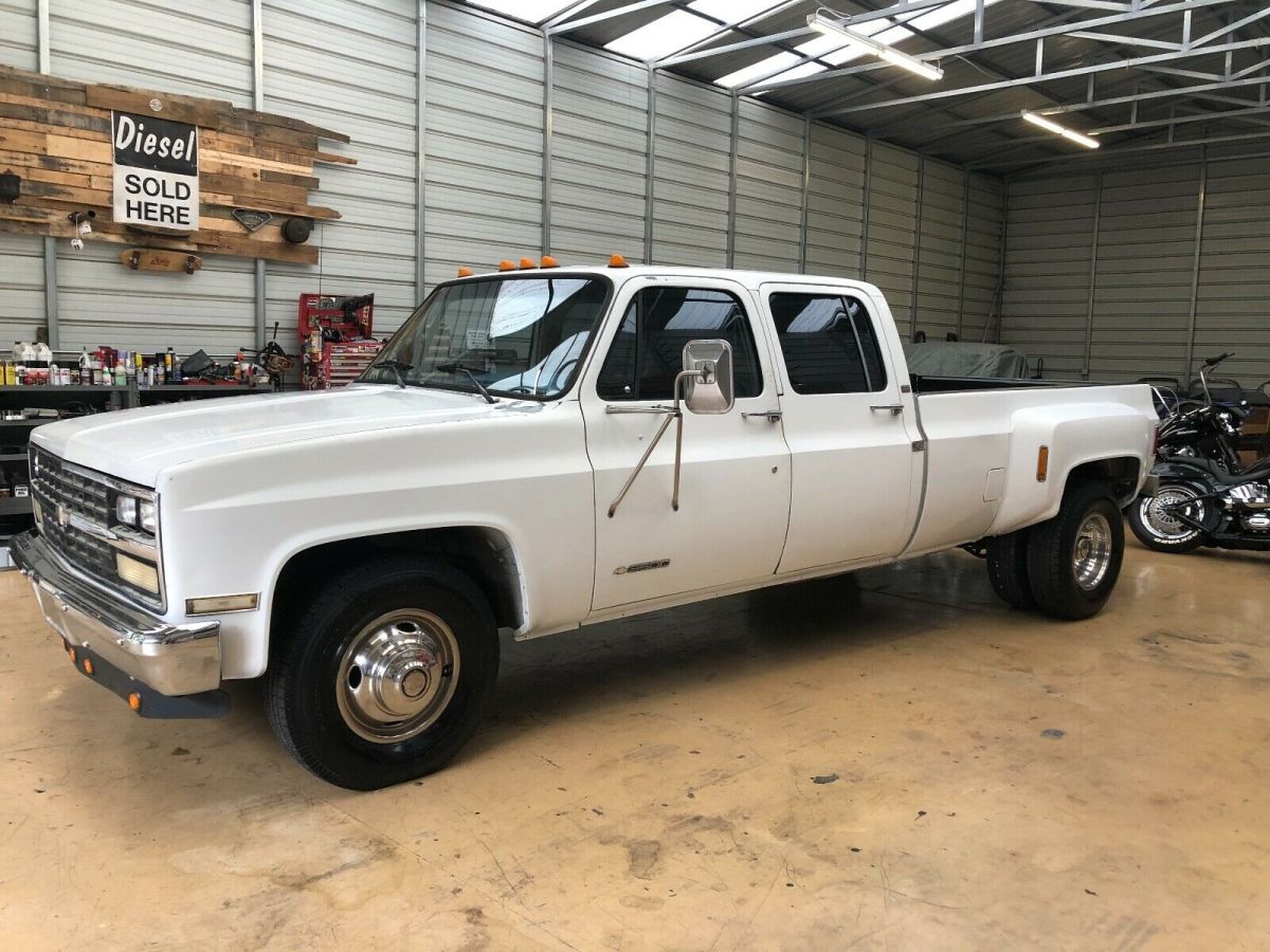 1990 White Chevrolet C/K Pickup 3500 Crew Cab Pickup