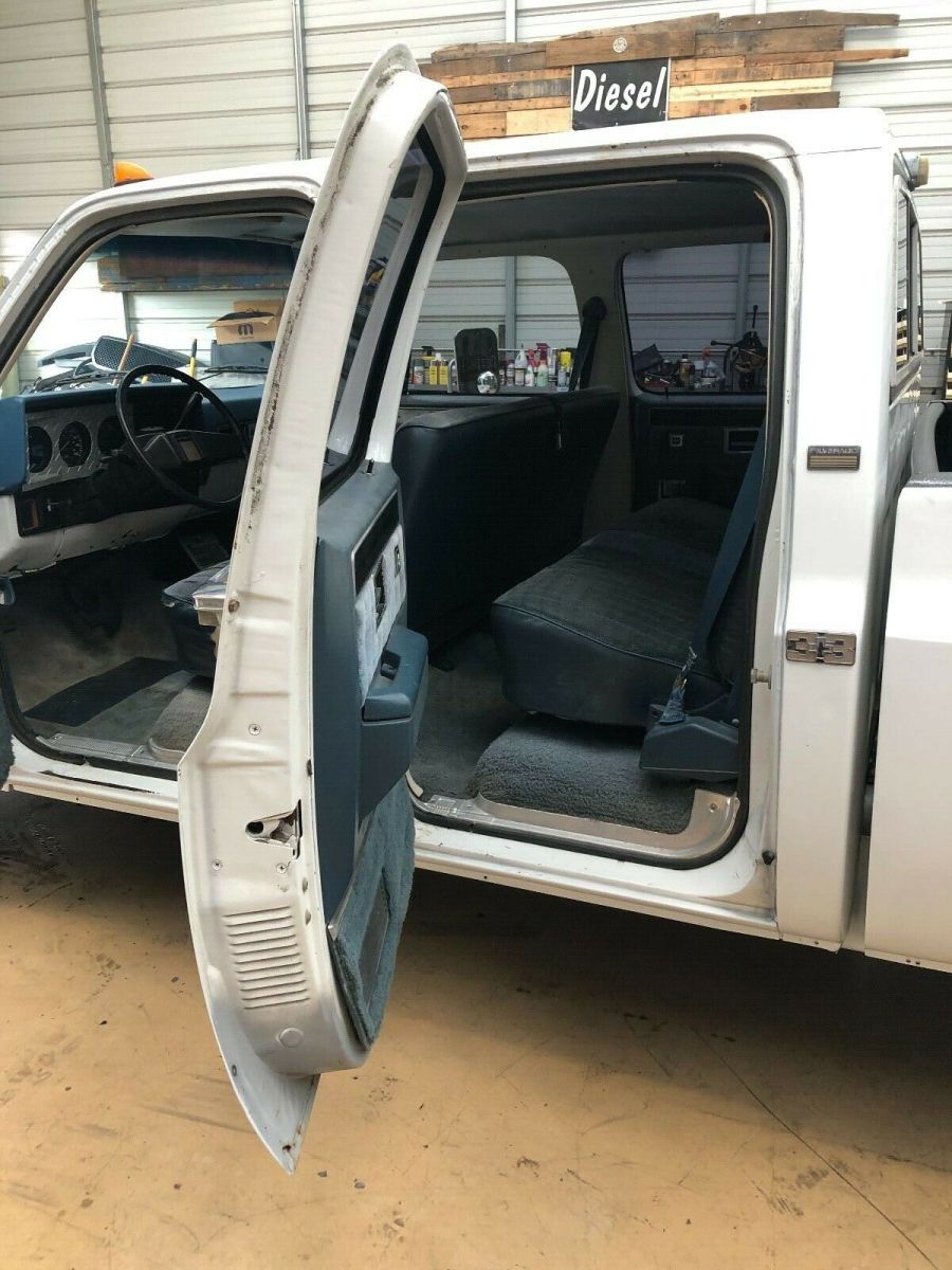 1990 White Chevrolet C/K Pickup 3500 Crew Cab Pickup