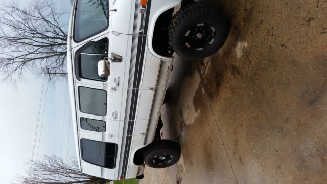 1990 White GMC Other Standard Passenger Van