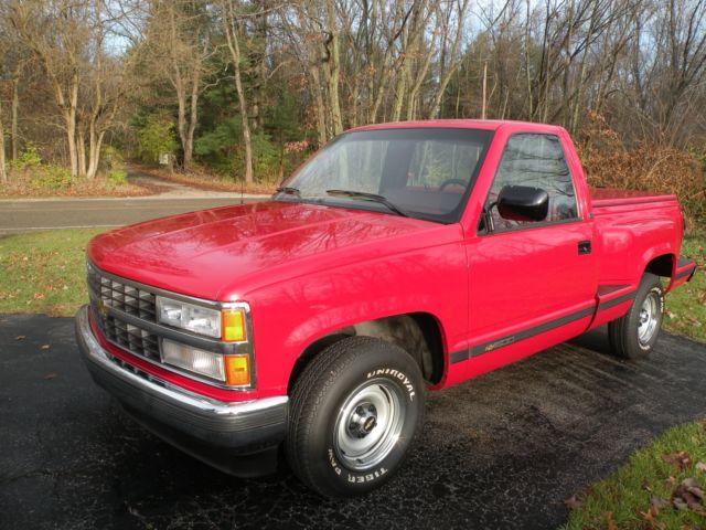 1990 Red Chevrolet C/K Pickup 1500
