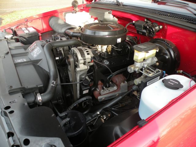 1990 Red Chevrolet C/K Pickup 1500