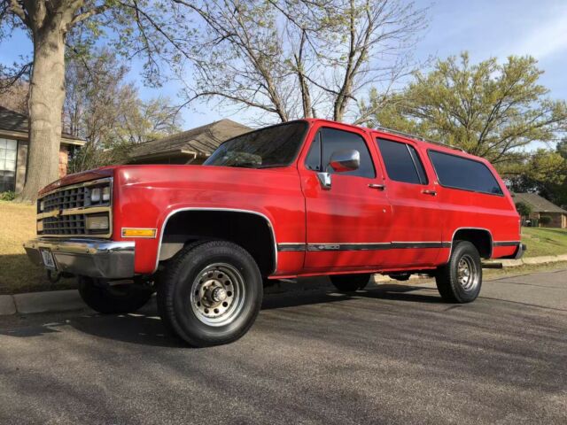 1990 Chevrolet Suburban SUV