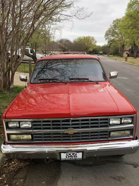 1990 Chevrolet Suburban SUV