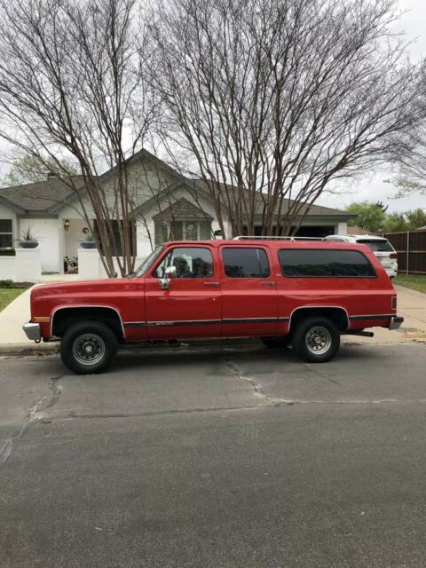 1990 Chevrolet Suburban SUV
