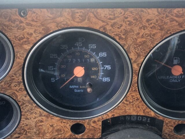 1990 Blue Chevrolet Suburban SUV