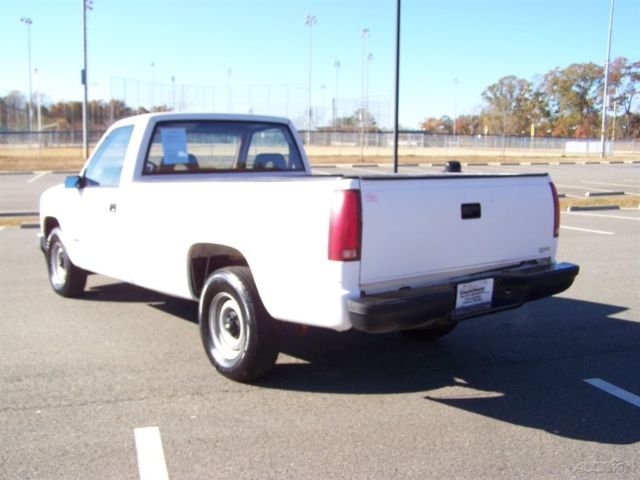 1990 White Chevrolet C/K Pickup 1500